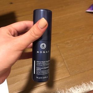 Monat intense repair treatment spray